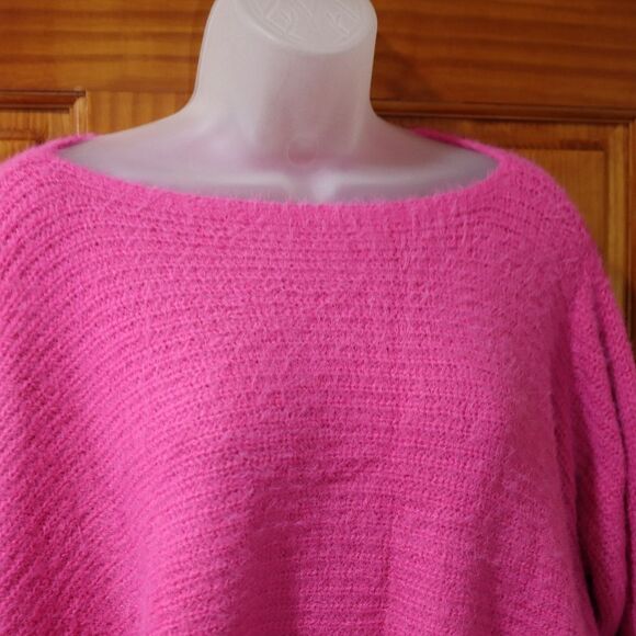 Shein Hot Pink Oversized Fuzzy Poncho Sweater Barbiecore Knit Small - Picture 3 of 11